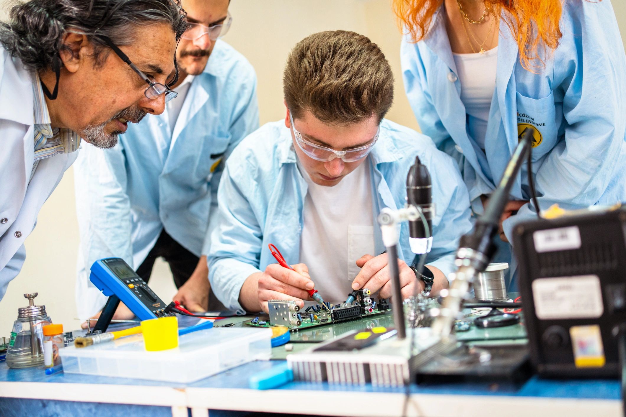 digital electronics showcase